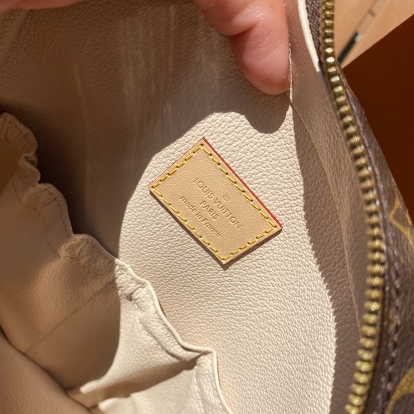 Louis Vuitton Spontini - Picture 9 of 13